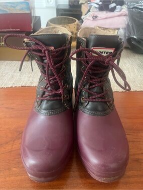 Hunter Corwin Maroon and Black Leather Lace-Up/Zip Duck Boots